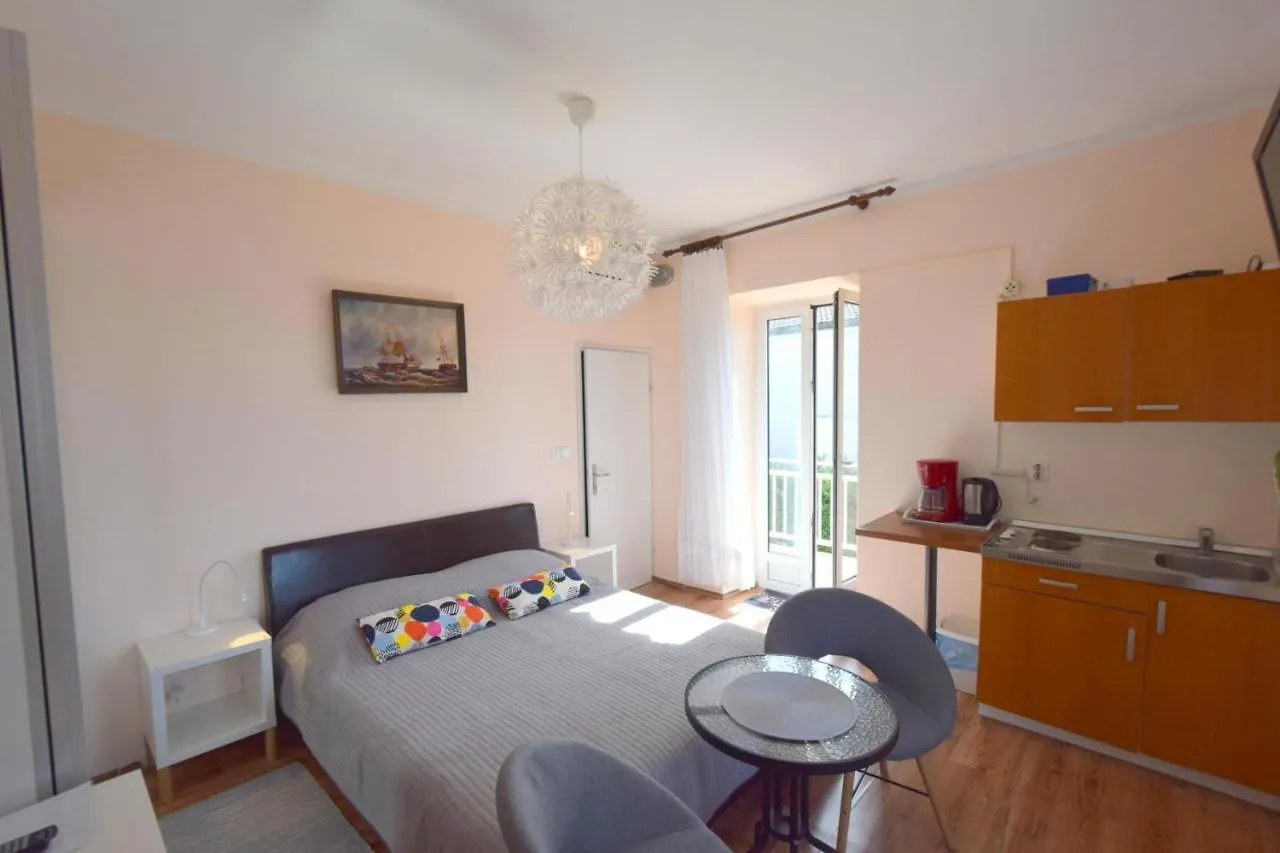 Apartments Margarita Malinska
